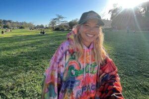 A cantora Hayley Kiyoko