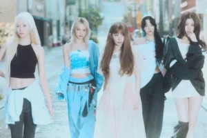 Grupo de kpop LE SSERAFIM