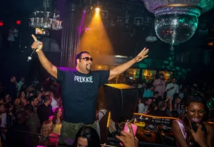 Fatman Scoop, que morreu aos 53 anos, em show em julho