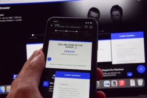 Ingressos para turnê do Oasis estão esgotados. Imagem da fila virtual