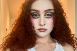 A cantora Chappell Roan foi alvo de críticas nas redes sociais