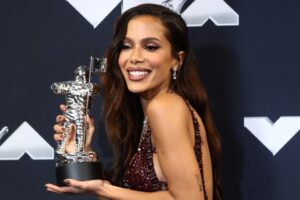 Anitta ganhou mais uma disputa