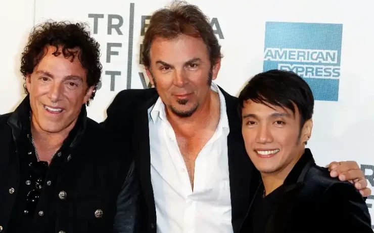 Neal Schon Jonathan Cain Arnel Pineda Journey