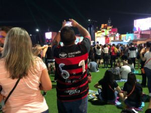 Alexandre Antunes de olho no show e no Flamengo (Yuri Dabs/Billboard Brasil)