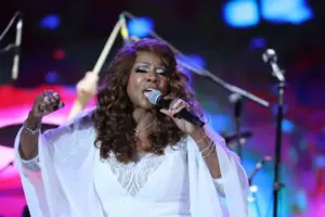 A cantora Gloria Gaynor