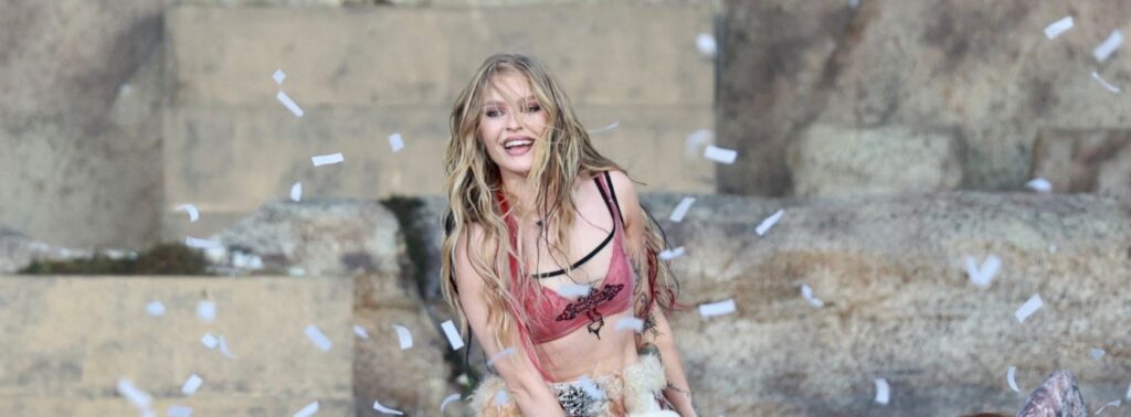 Luísa Sonza abriu o palco (Roberto Filho/Brazil News)