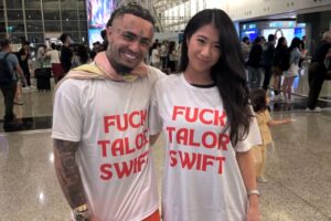 Rapper ofende Taylor Swift em camisa (Reprodução/Instagram)