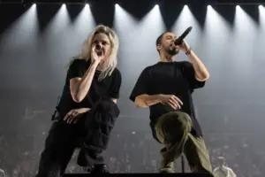 Mike Shinoda e Emily Armstrong, do Linkin Park