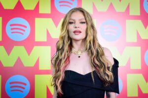 A cantora Luísa Sonza