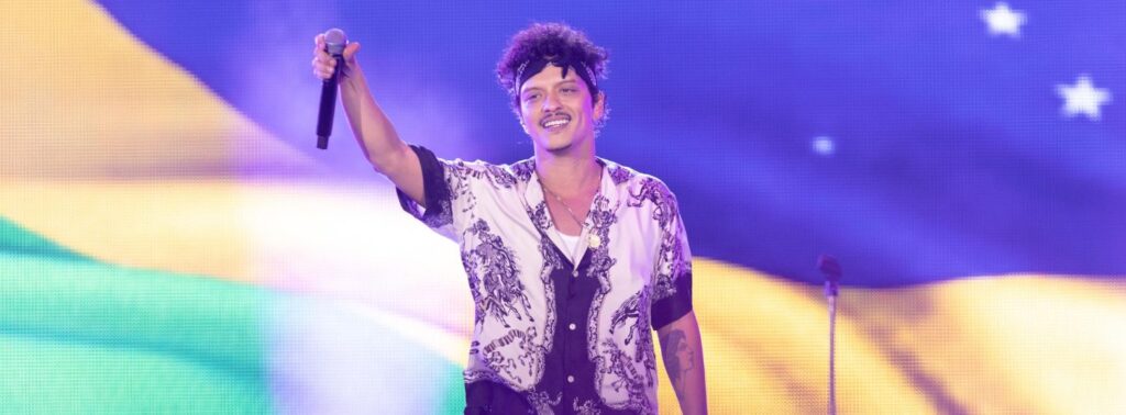 Bruno Mars em ação em show no Morumbi (Brazil News)