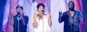 Bruno Mars tem brilhado no Brasil (Brazil News)