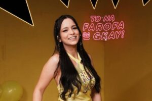 Brenda Clara se destaca com um perfil que se tornou referência na cobertura de subcelebridades (Divulgação)