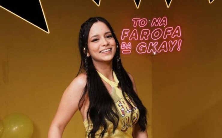 Brenda Clara se destaca com um perfil que se tornou referência na cobertura de subcelebridades (Divulgação)