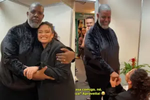 Luiza Martins se encontra com Péricles