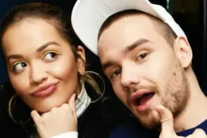 Os cantores Rita Ora e Liam Payne