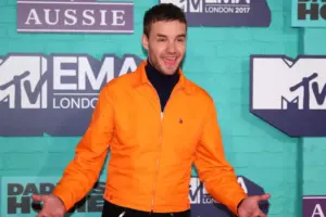 O cantor Liam Payne morreu após cair de hotel