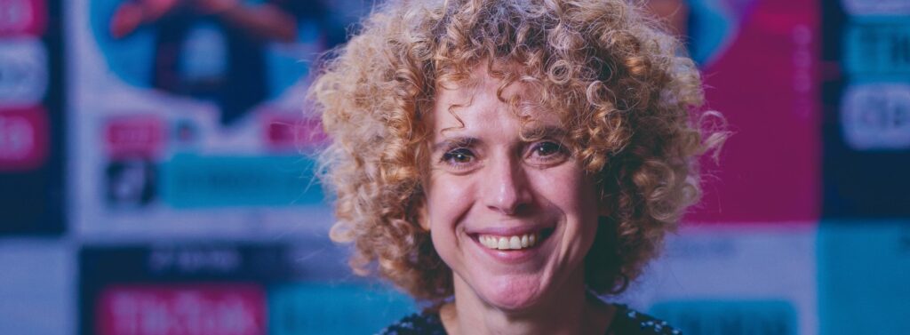 Carol Baracat, diretora global de Marketing Integrado do TikTok