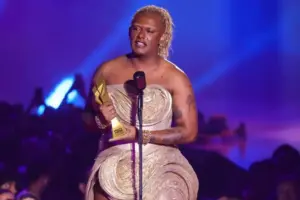 Liniker ganhou quatro prêmios (Brazil News)