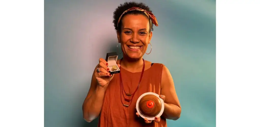 Michelly Mury venceu o prêmio de Profissional do Ano