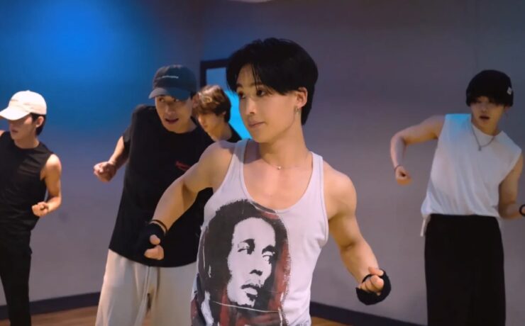 Hyuk em ensaio com o 1Verse
