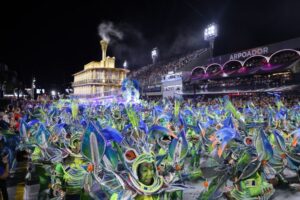 A Vila Isabel foi um dos destaques do segundo dia de desfiles no Rio de Janeiro (Daniel Pinheiro/BrazilNews)