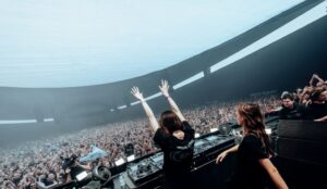 Charlotte de Witte & Amelie Lens (redes sociais)