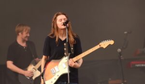 Girls in Red Iwi no Lollapalooza 2025 (Onodera_ Brazil News)