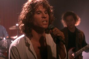 Val Kilmer como Jim Morrison em "The Doors" (Reprodução)