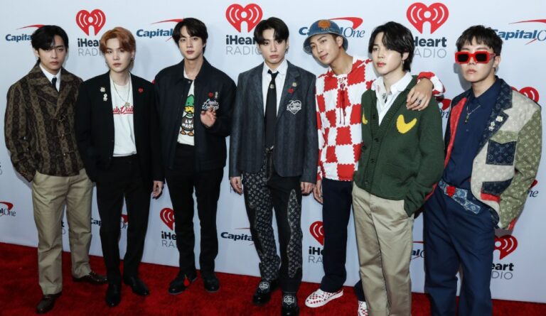 Veja os perfis dos membros do BTS no Instagram