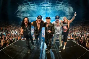 O grupo alemão Scorpions, que se apresenta no Monsters of Rock
