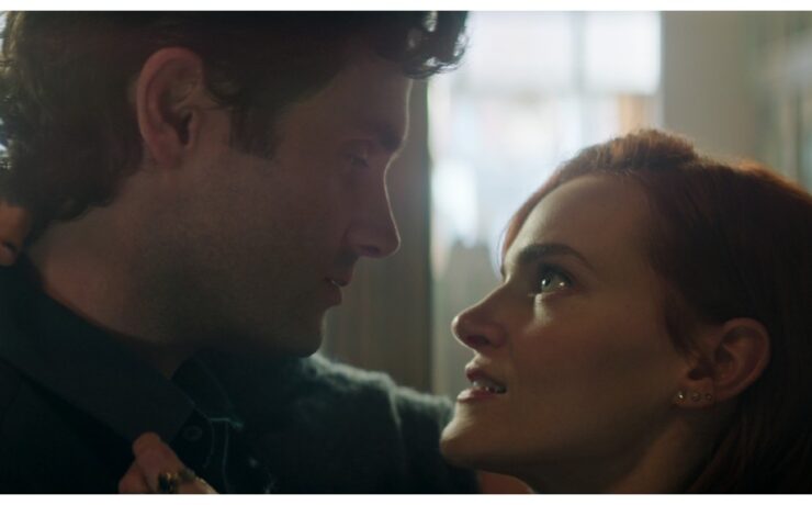 Penn Badgley e Madeline Brewer na quinta temporada de ‘Você’ (Netflix)
