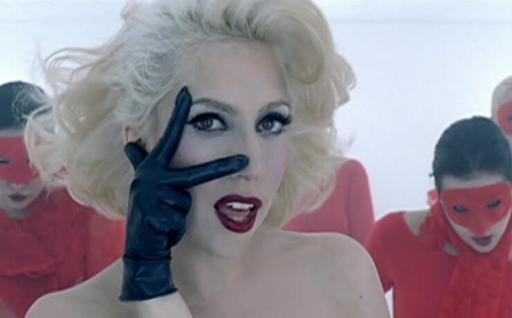 Lady Gaga no clipe de 'Bad Romance'(divulgação)