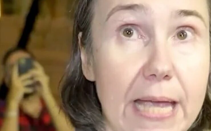 Fã Lady Gaga dá entrevista