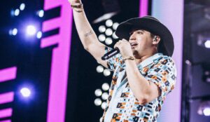 Natanzinho Lima grava DVD no Mineirão (Divulgação)