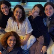 Preta Gil com amigas e familiares em Nova York, EUA