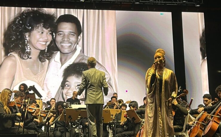 Luciana Mello e a Orquestra de Heliópolis na Virada Cultural 2025 (Alexandre de Melo/Billboard Brasil )