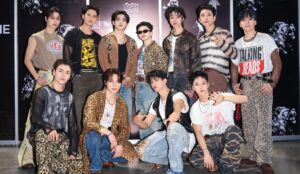 SEVENTEEN nos bastidores de festival no México em abril de 2025