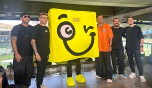 Sorriso Maroto em coletiva