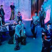 SEVENTEEN no álbum HAPPY BURSTDAY (Reprodução)