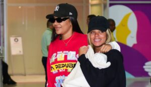 Ludmilla, Brunna Gonçalves e filha Zuri (Webert Belicio / Agnews)