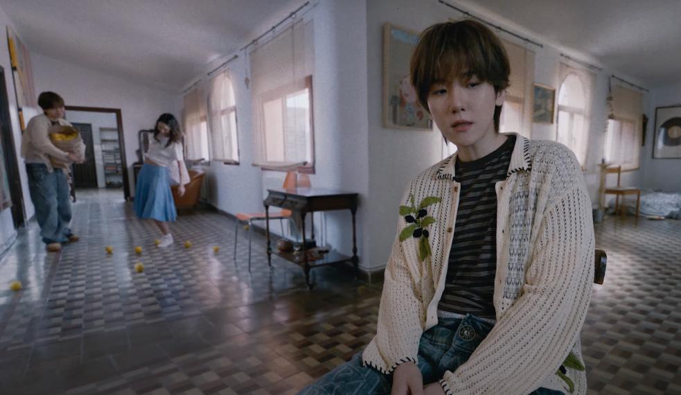 Baekhyun, do EXO, lança MV para novo single; veja 'Lemonade' 1 Baekhyun