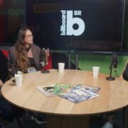 Alana Leguth, sócia-diretora da Kondzilla e idealizadora do Hervolution, e as entrevistadoras Claudia Assef e Camila Zana (Reprodução/YouTube)
