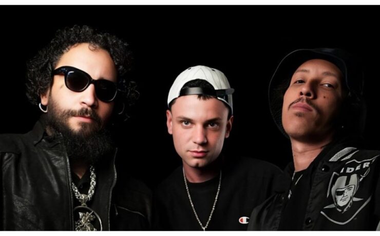 O rapper FBC ao lado dos produtores Pepito e Coyote Beatz (Renan 1RG)