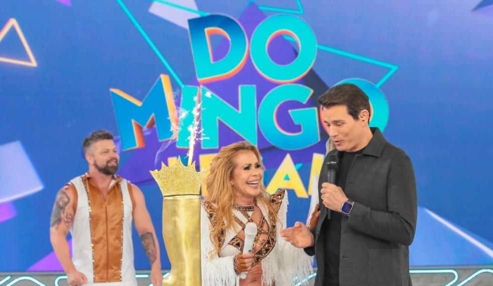Joelma no Domingo Legal (Rogério Pallatta/SBT/divulgação)