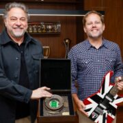 Julio Casares, presidente do São Paulo Futebol Clube, e Alexandre Faria, VP da Live Nation Brasil
