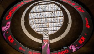 Ação com Veigh no metrô de São Paulo