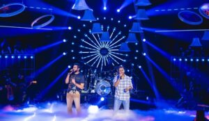 Henrique e Juliano durante show em SP