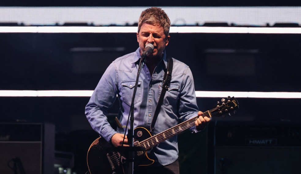 Noel Gallagher no primeiro show do Oasis em 15 anos