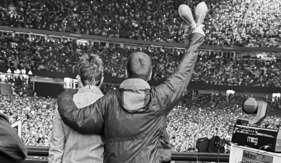 Primeiro show da volta do Oasis no País de Gales (Instagram)