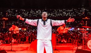 Thiaguinho reuniu mais de 50 mil pessoas para a Tardezinha no Estádio Mineirão (BS Fotografias)